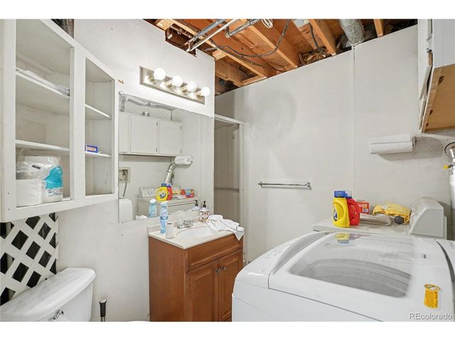 10035 Holland Ct, Broomfield, CO 80021