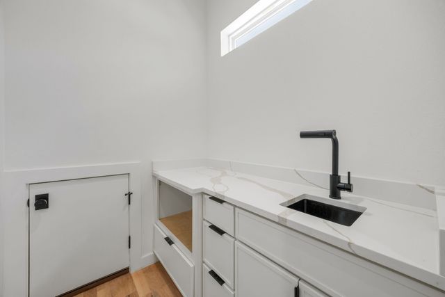1138 Nolte Drive, Dallas, TX 75208
