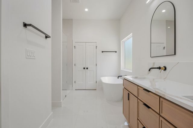 1138 Nolte Drive, Dallas, TX 75208
