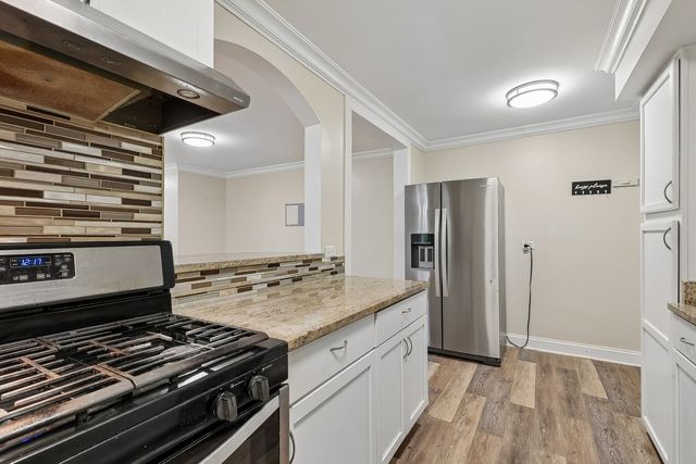 718 Dempster Street G106, Mount Prospect, IL 60056
