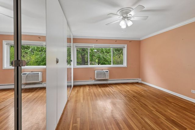 718 Dempster Street G106, Mount Prospect, IL 60056