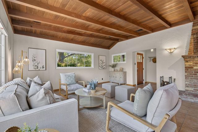 4621 Crestwood Way, Sacramento, CA 95822