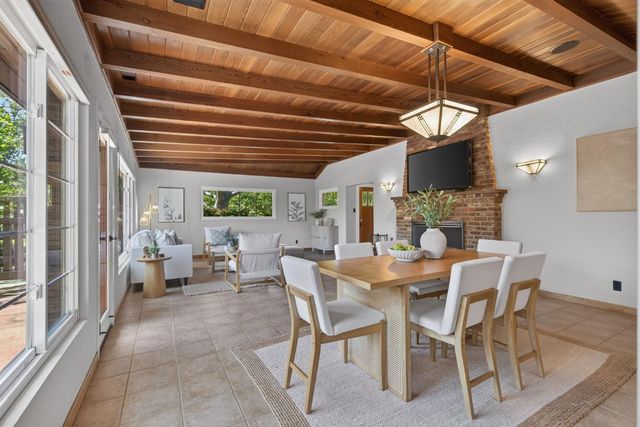 4621 Crestwood Way, Sacramento, CA 95822