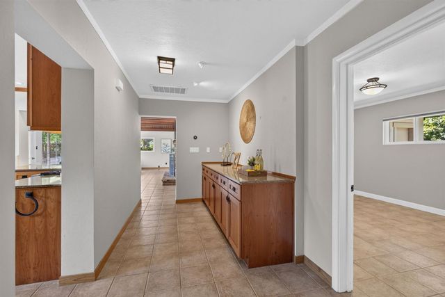 4621 Crestwood Way, Sacramento, CA 95822