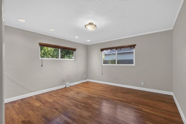 4621 Crestwood Way, Sacramento, CA 95822