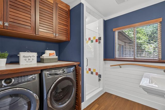 4621 Crestwood Way, Sacramento, CA 95822