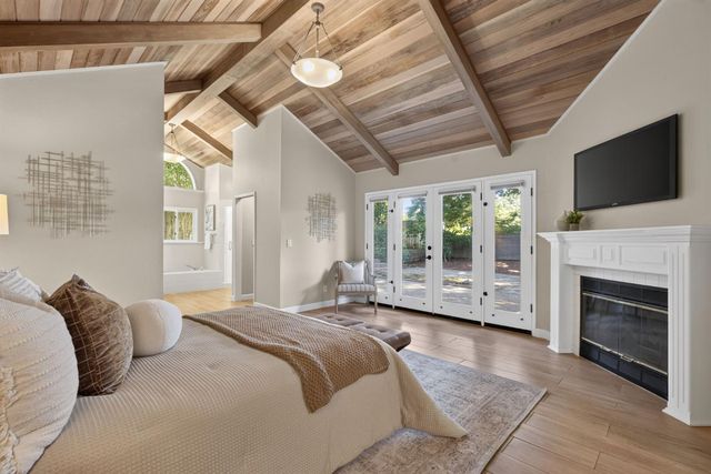 4621 Crestwood Way, Sacramento, CA 95822