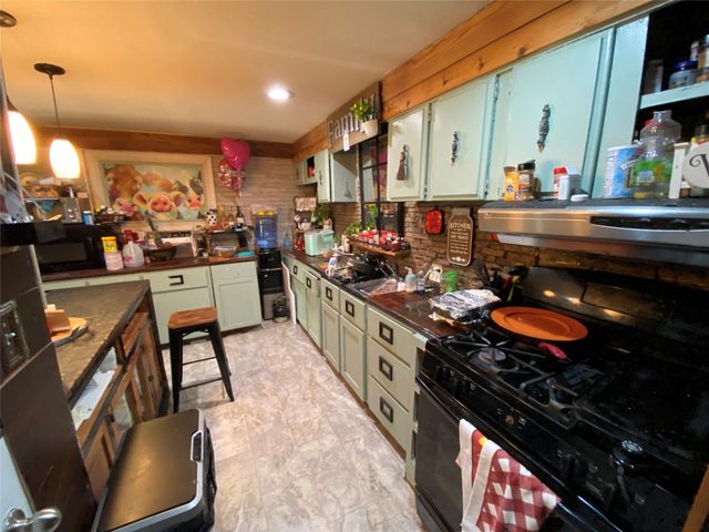 605 Osprey DR, Leander, TX 78641