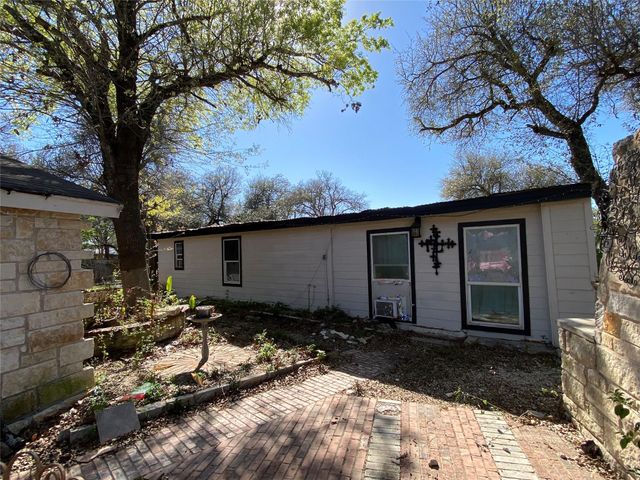 605 Osprey DR, Leander, TX 78641