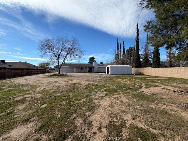17600 Orange, Hesperia, CA 92345