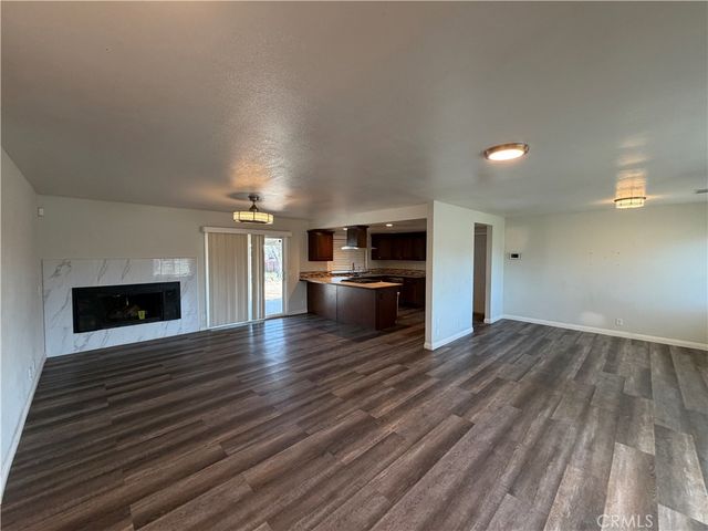 17600 Orange, Hesperia, CA 92345