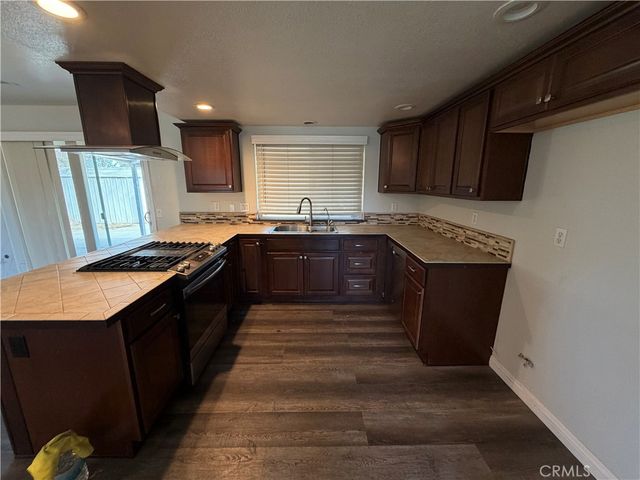 17600 Orange, Hesperia, CA 92345