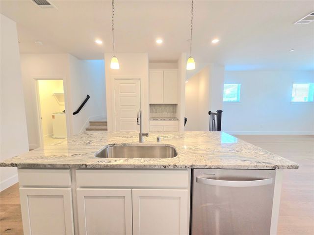 7901 Sunset Boulevard, Rowlett, TX 75088