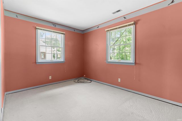 12 Clamme Court, Hartford City, IN 47348