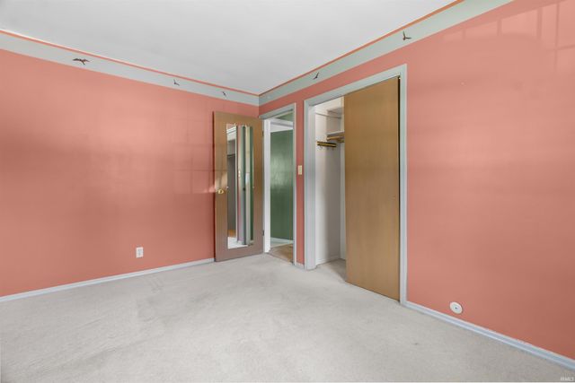12 Clamme Court, Hartford City, IN 47348