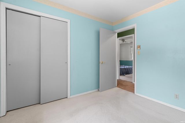 12 Clamme Court, Hartford City, IN 47348