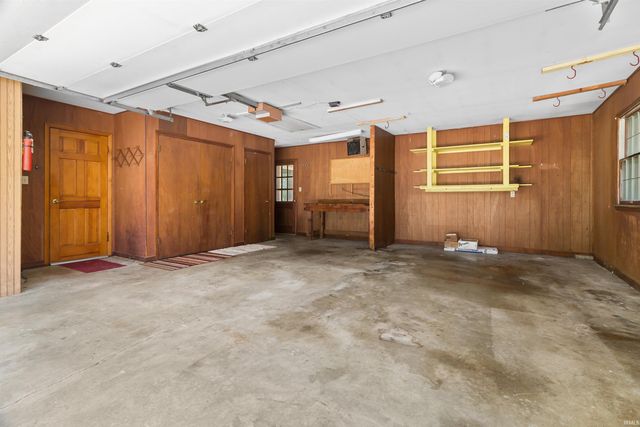 12 Clamme Court, Hartford City, IN 47348