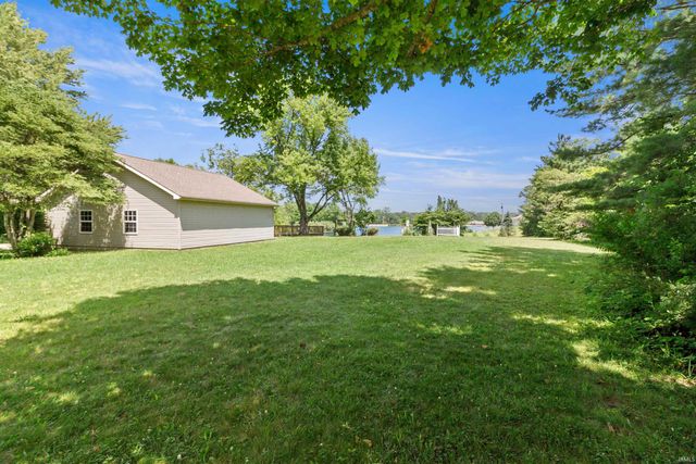 12 Clamme Court, Hartford City, IN 47348