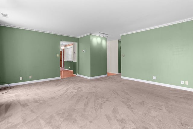 12 Clamme Court, Hartford City, IN 47348