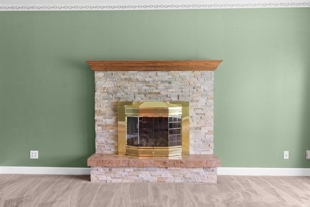 12 Clamme Court, Hartford City, IN 47348