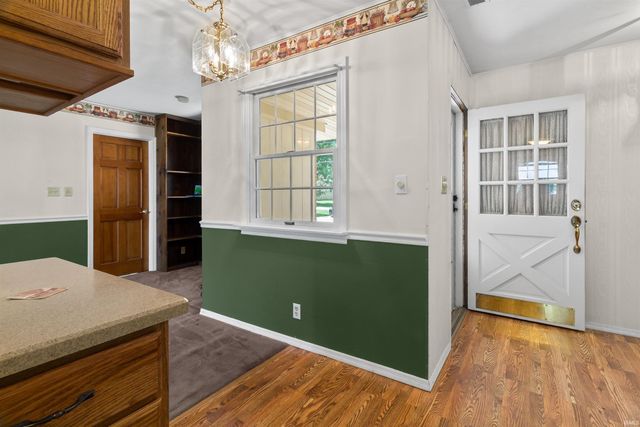 12 Clamme Court, Hartford City, IN 47348