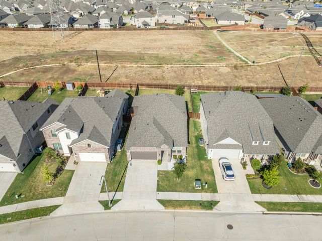 14613 Martin Creek Cove, Fort Worth, TX 76262