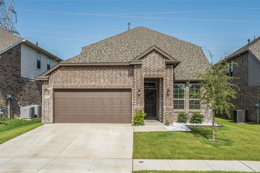 14613 Martin Creek Cove, Fort Worth, TX 76262