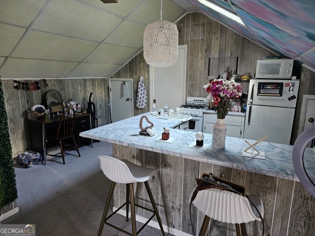 2111 Fairhaven Circle NE UPSTAIRS, Atlanta, GA 30305