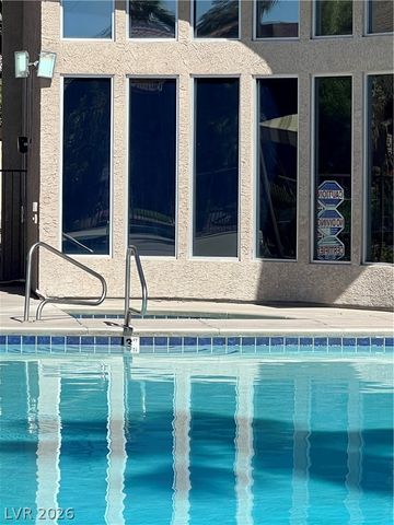 5350 River Glen Drive 298, Las Vegas, NV 89103