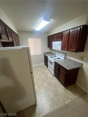 5350 River Glen Drive 298, Las Vegas, NV 89103