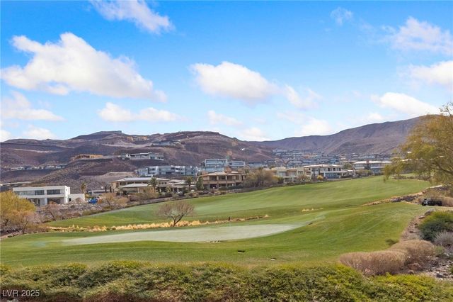 681 Dragon Point Drive, Henderson, NV 89012