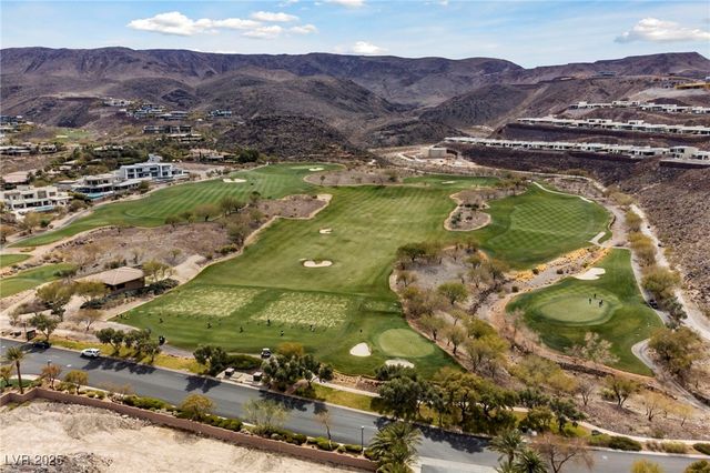 681 Dragon Point Drive, Henderson, NV 89012