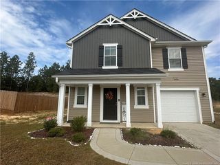 910 Sapphire Stone Lane, Hope Mills, NC 28348