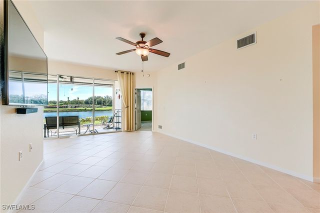 3090 Meandering WAY 101, Fort Myers, FL 33905