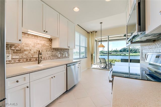 3090 Meandering WAY 101, Fort Myers, FL 33905