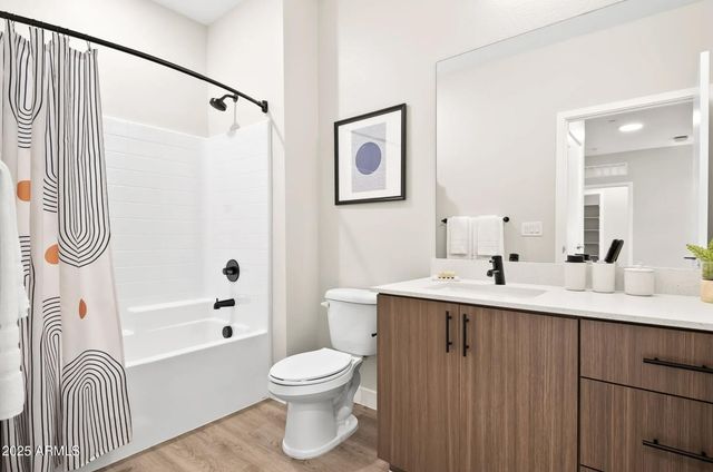 17445 W Lower Buckeye Road C1, Goodyear, AZ 85338