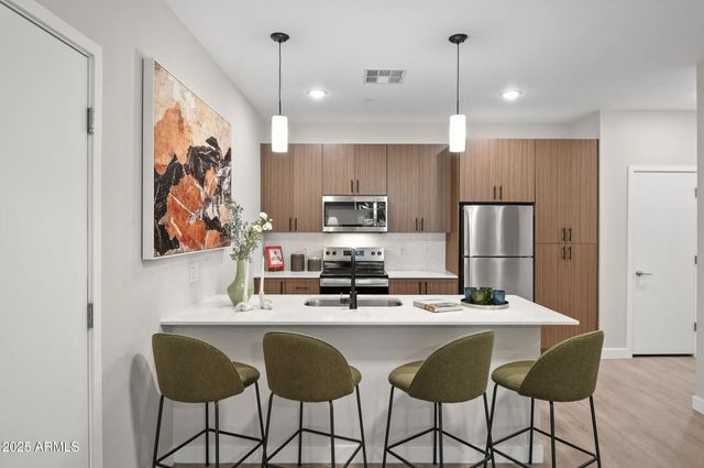 17445 W Lower Buckeye Road C1, Goodyear, AZ 85338