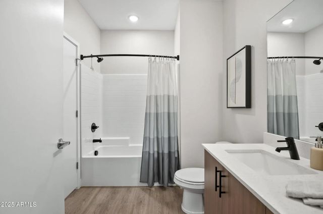 17445 W Lower Buckeye Road C1, Goodyear, AZ 85338