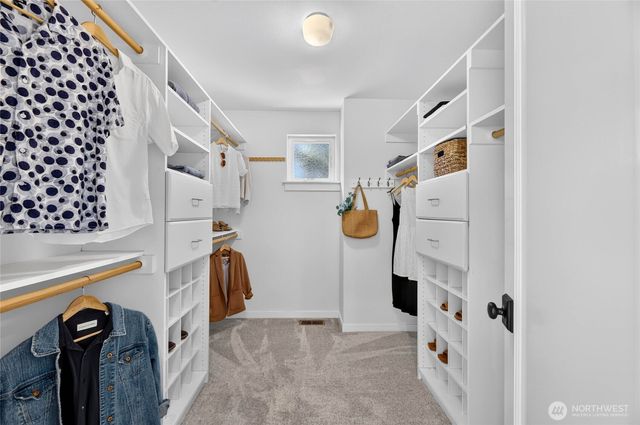 4500 SW Hemlock Way, Seattle, WA 98136