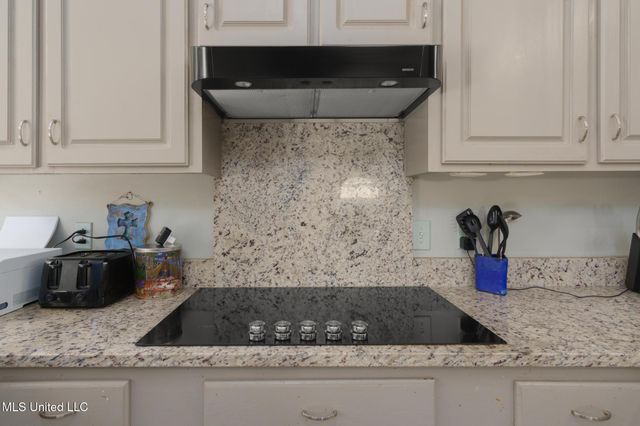 18 Woodchuck Drive, Hattiesburg, MS 39402