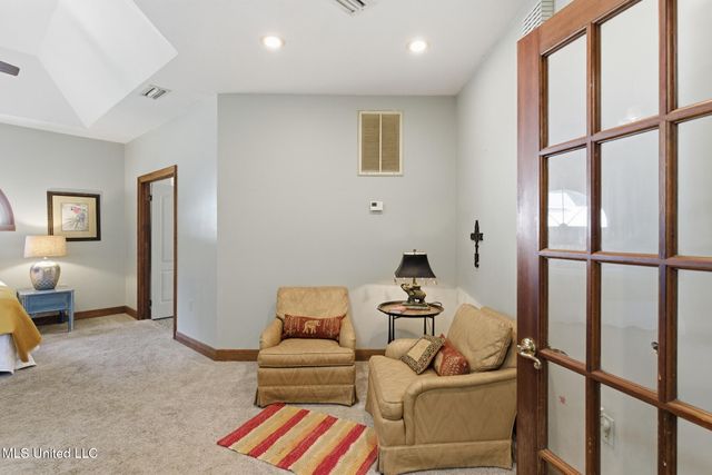 18 Woodchuck Drive, Hattiesburg, MS 39402