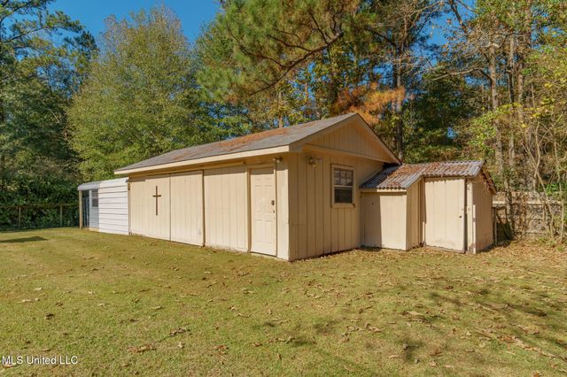 18 Woodchuck Drive, Hattiesburg, MS 39402