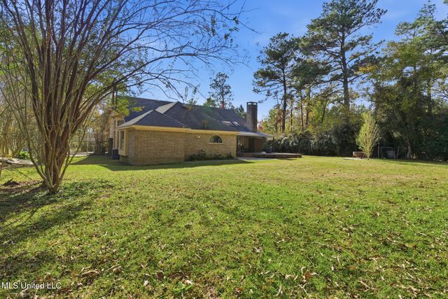18 Woodchuck Drive, Hattiesburg, MS 39402
