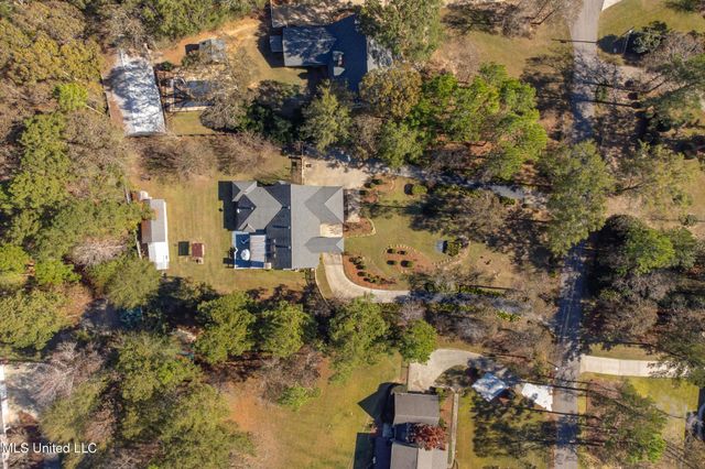 18 Woodchuck Drive, Hattiesburg, MS 39402