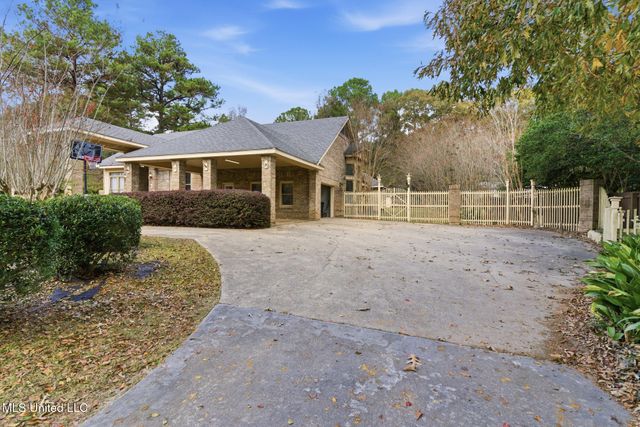 18 Woodchuck Drive, Hattiesburg, MS 39402