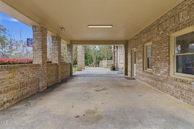 18 Woodchuck Drive, Hattiesburg, MS 39402