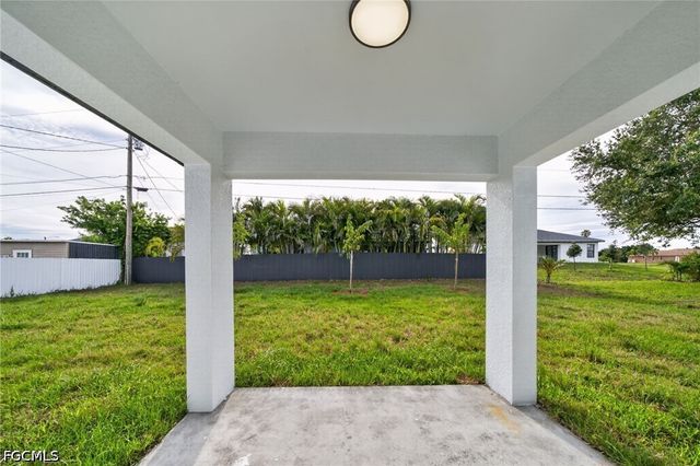1513 NE 13th AVE, Cape Coral, FL 33909