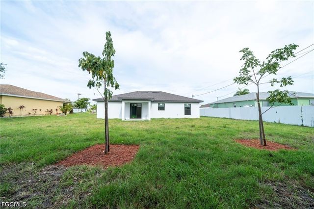 1513 NE 13th AVE, Cape Coral, FL 33909