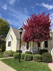 500 Mendon Road 320, Cumberland, RI 02864