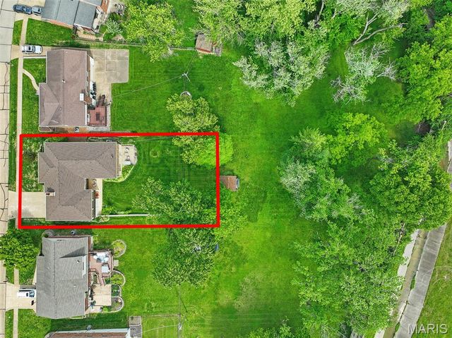 10448 Gregory Court, St Louis, MO 63128